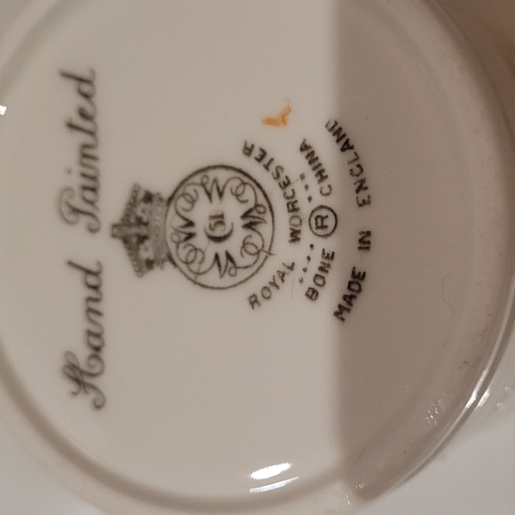 Royal worcester Wednesdays child 3" mug - Picture 4 of 4